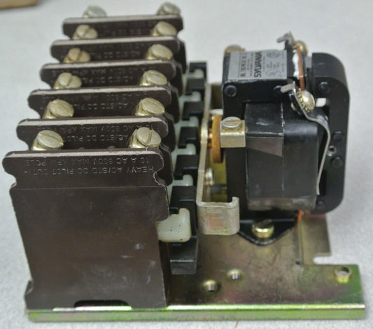 SYLVANIA 3J6W-76 TYPE PM AC RELAY / 110/120V, 60Hz / 6 N.O. / NEW SURPLUS0