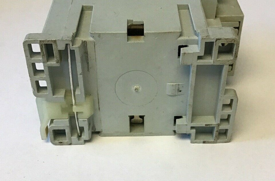 ALLEN BRADLEY 700-CFM400* SER. A  CONTACTOR CONTROL RELAY 600VAC 20A 6