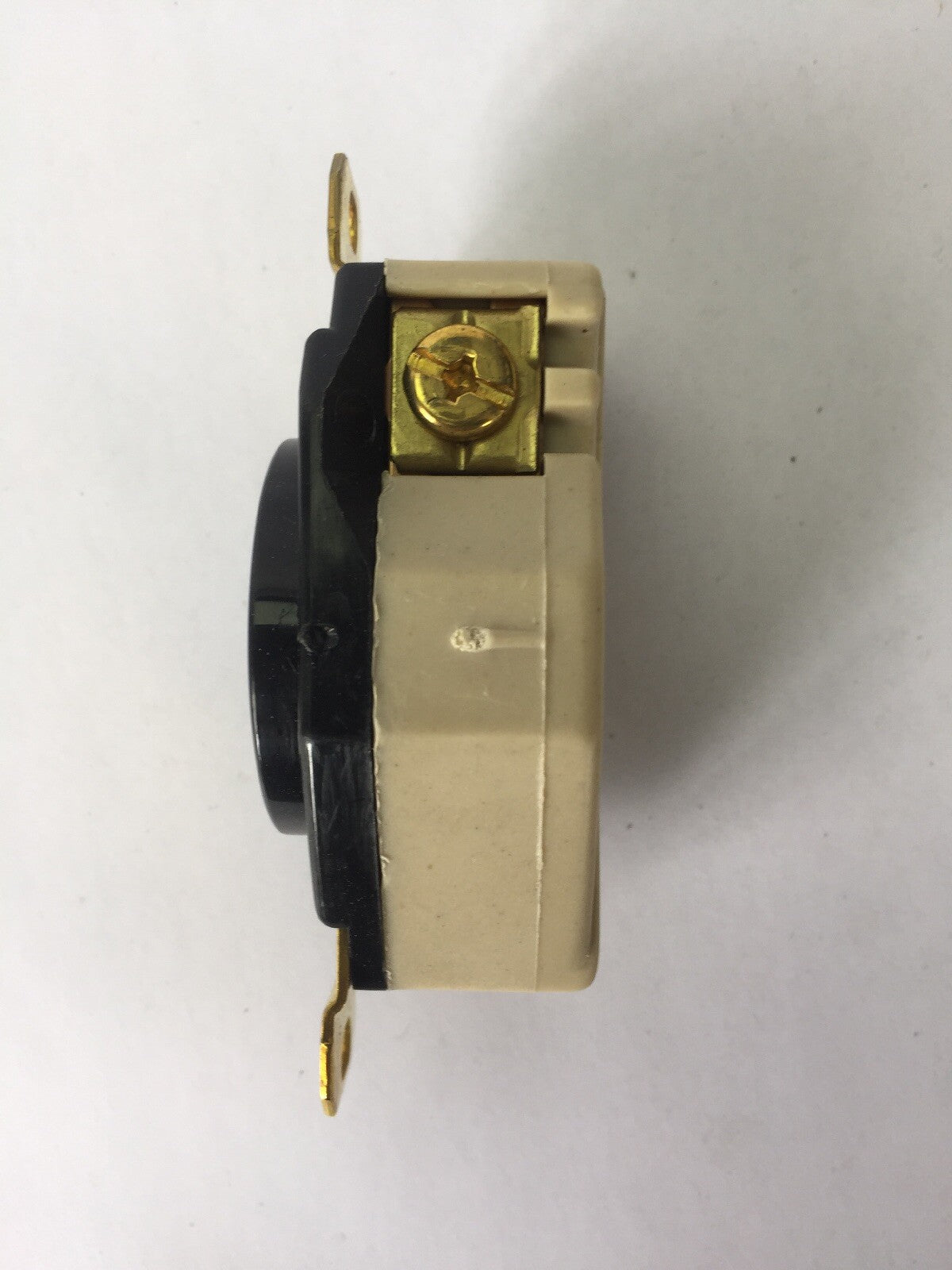 HUBBELL HBL2320 HBL TWIST-LOCK RECEPTACLE 20A 250V AC OR DC 2 POLE 3 WIRE5