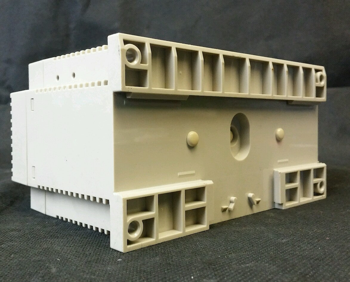 OMRON S82K-10024 POWER SUPPLY S82K10024, DC24V 0.1A OUTPUT: DC24V 4.2A2