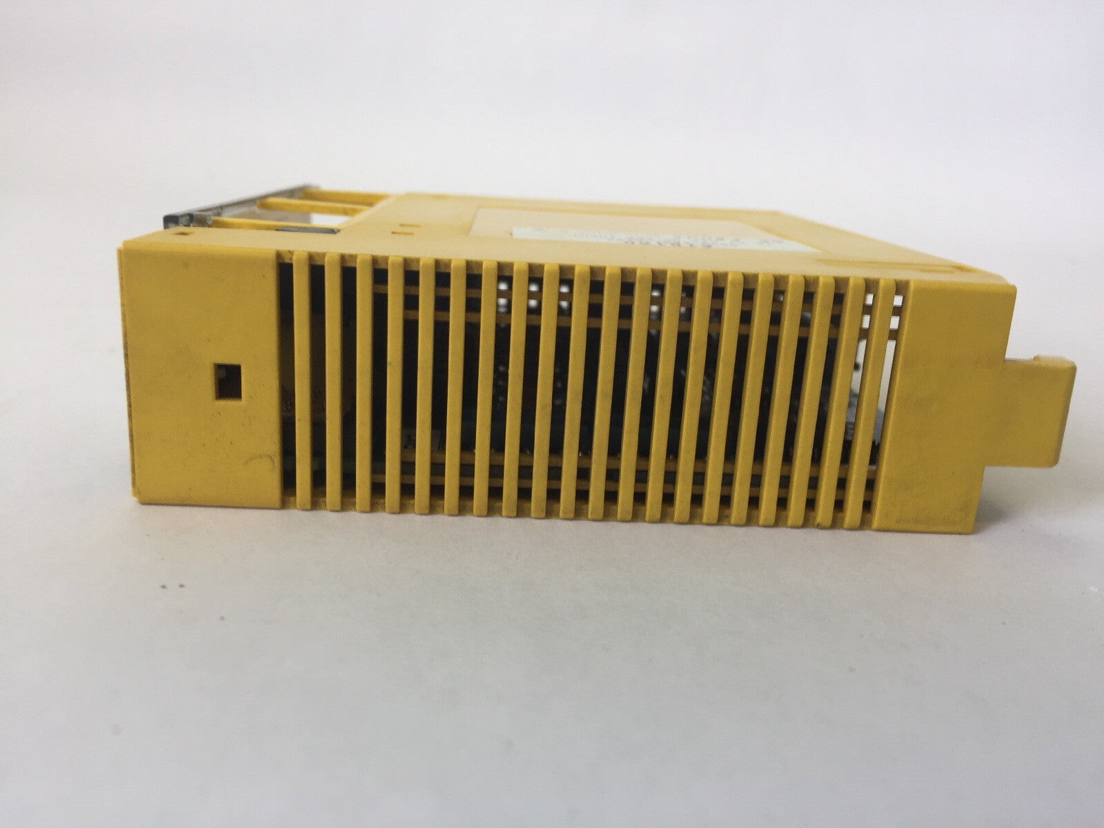 FANUC A03B-0807-C159 OUTPUT MODULE 12 PT 115VAC  6