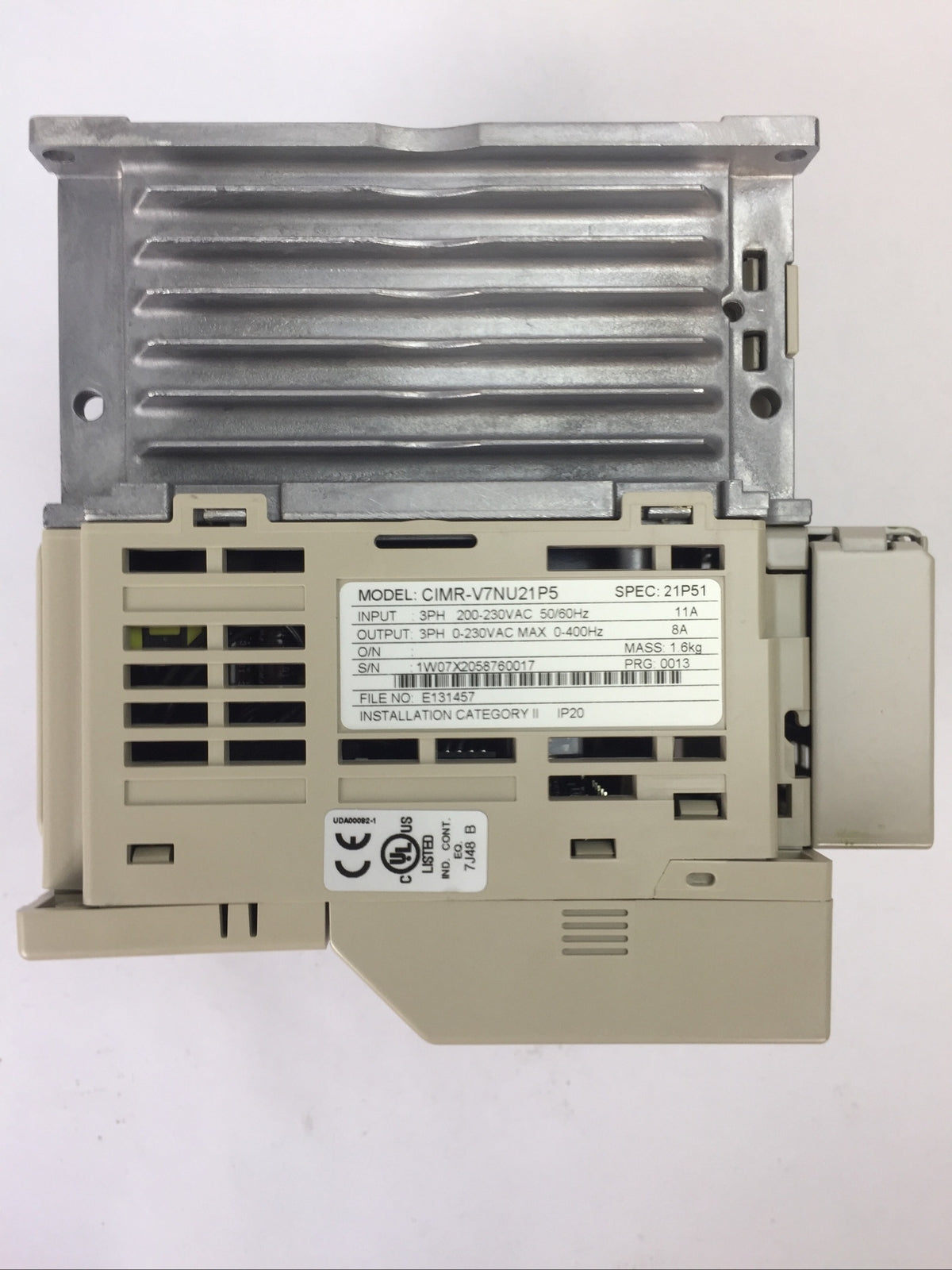 YASKAWA DRIVE CIMR-V7NU21P51 VARISPEED 230VAV 8A CVST31059 BLANK COVER-A3