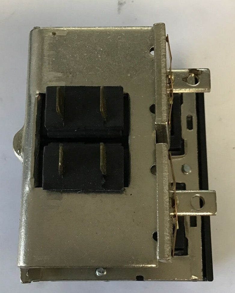 STRUTHERS-DUNN 275KXX104 REVERSING RELAY 24V 60HZ 115-600VAC 1HP4