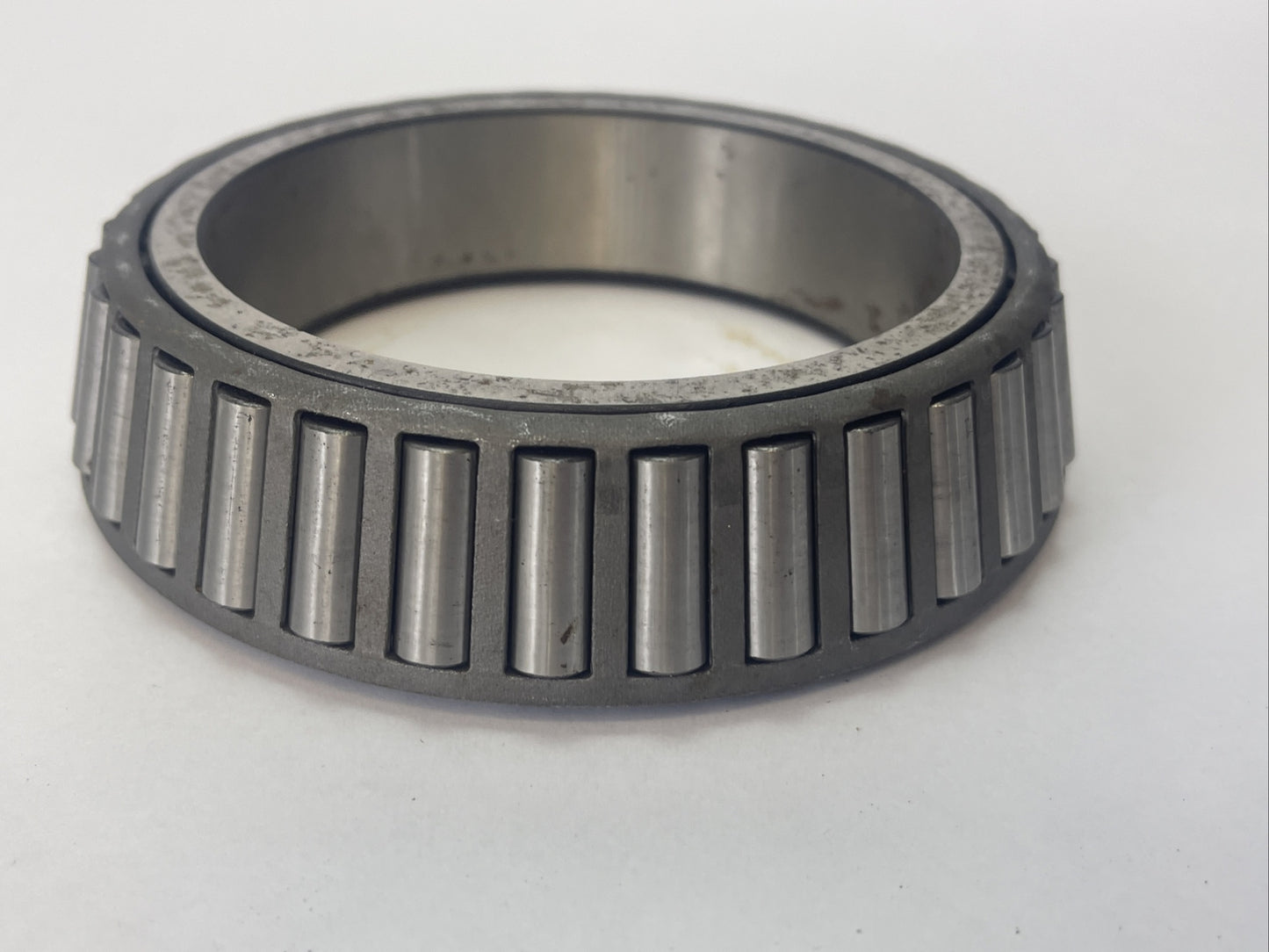 LM522546 BEARING5