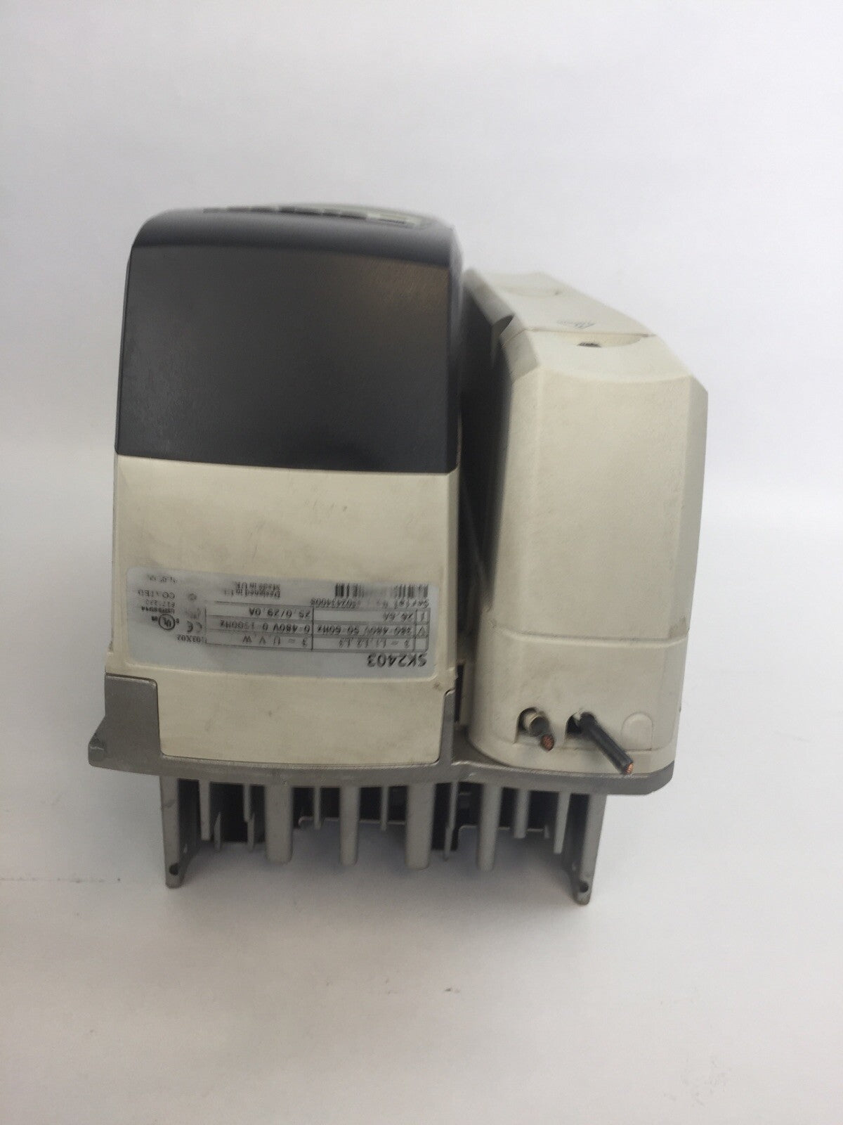 EMERSON SK2403 INVERTER 480V3