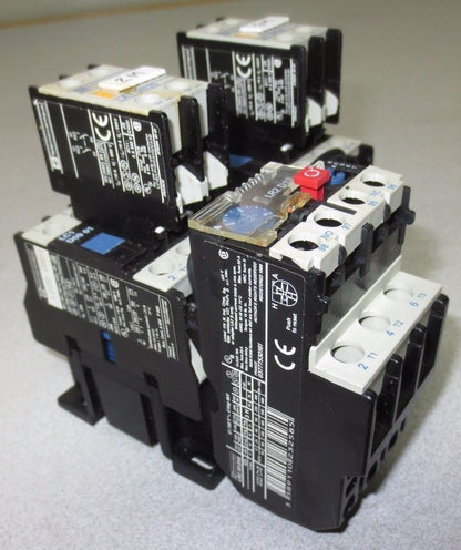 TELEMECANIQUE LC1 D09 1 CONTACTOR (2) + LA1 DN 20 (2) + LR2 D13 TIMER5