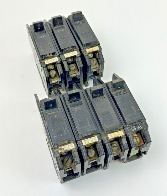 GE *LOT OF 7* - TQC1115 - CIRCUIT BREAKERS - 1 POLE/15A/240VAC/TYPE TQC0