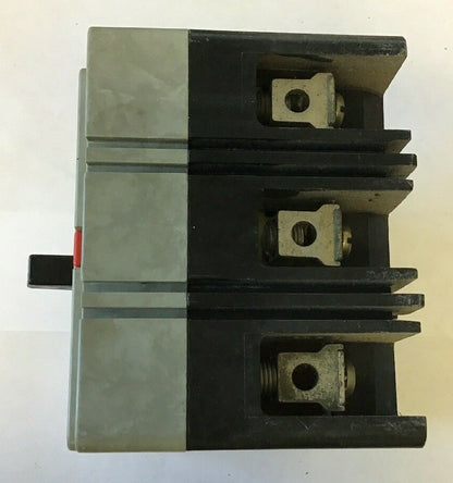 WESTINGHOUSE HMCP030H1 CIRCUIT PROTECTOR  SER.C 30AMP 3POLE 600VAC-250VDC6