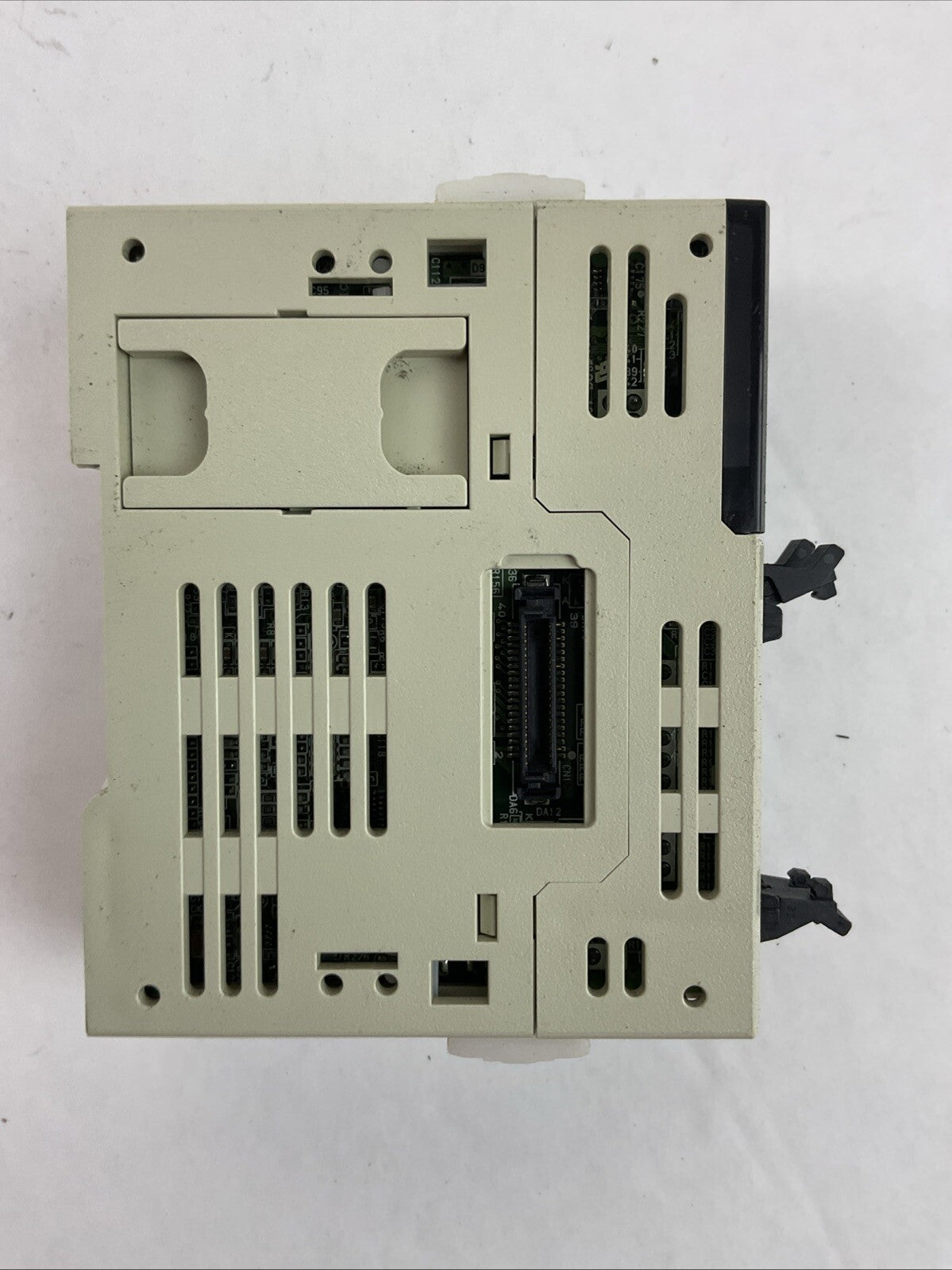 MITSUBISHI FX3uc-32MT/D PROGRAMMABLE CONTROLLER 24VDC 8W3