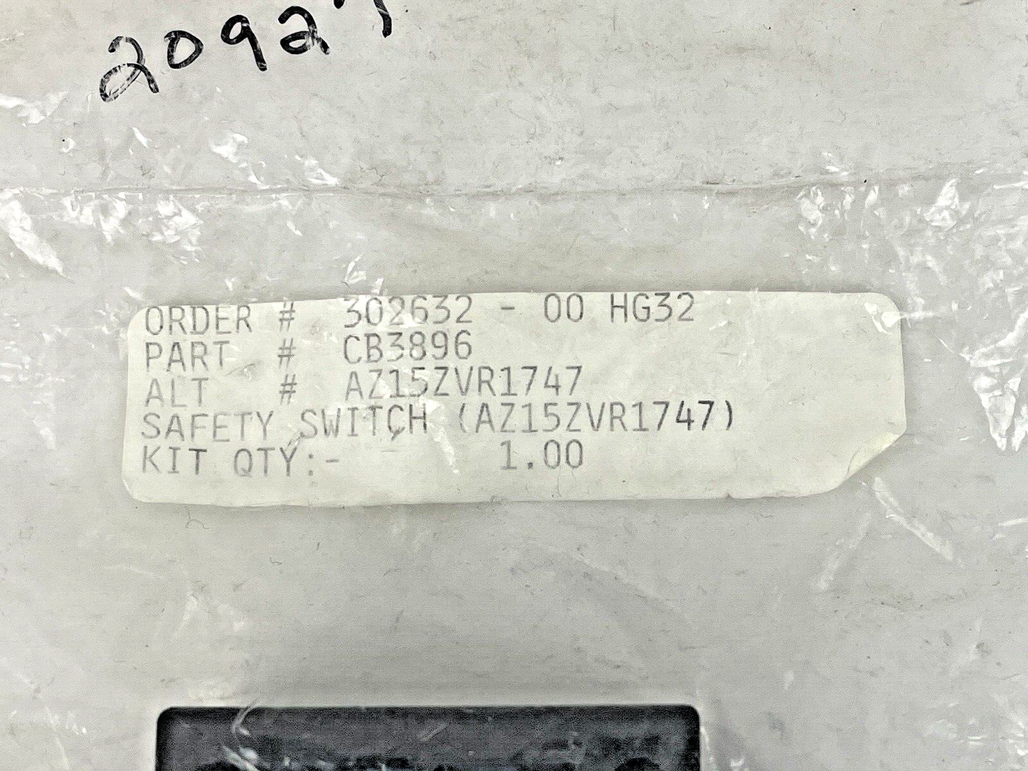 SCHMERSAL - AZ 15 ZVRK-M16 - SAFETY INTERLOCK SWITCH - AC-15, 500V2