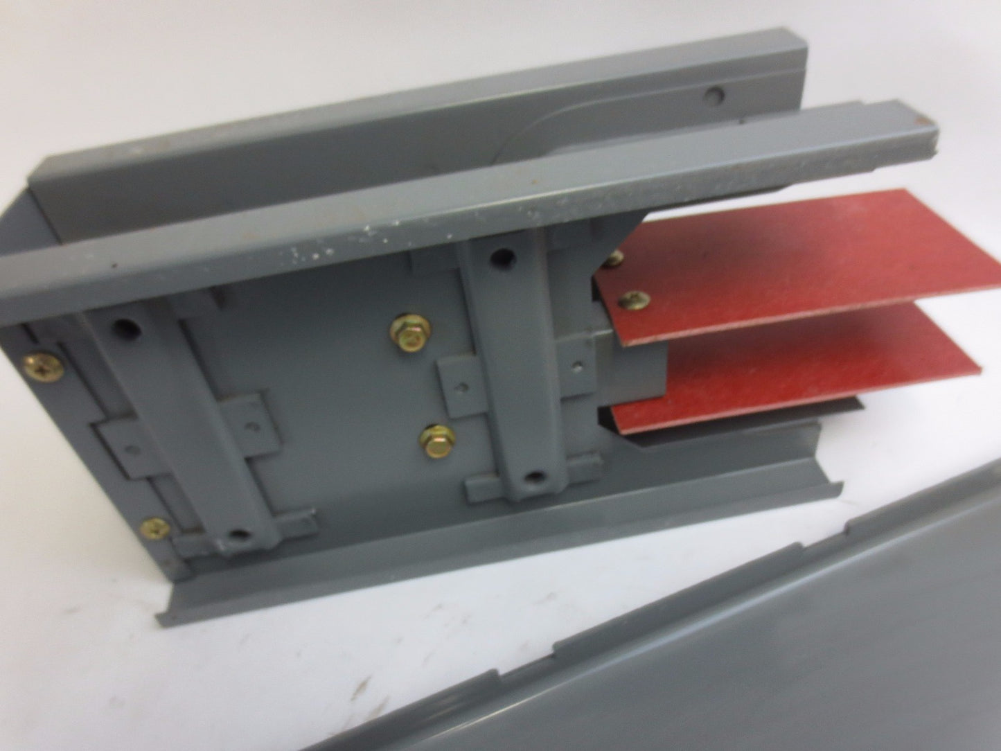 WESTINGHOUSE 2531D01G01 BUS DUCT POW-R-WAY END CLOSER - NEW SURPLUS0