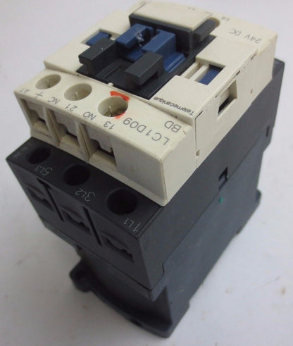 SCHNEIDER / TELEMECANIQUE LAD4TBDL w/ LC1D09 CONTACTOR 24V2