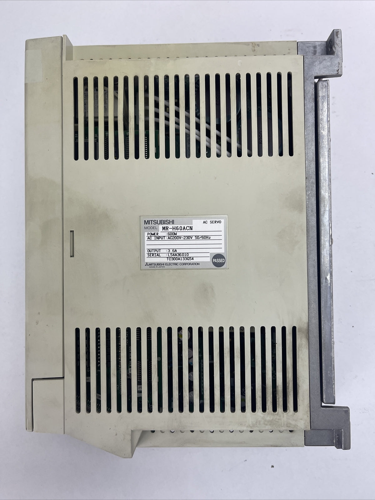 MITSUBISHI MR-H60ACN AC SERVO DRIVE OUPUT 3.6A INPUT 200-230VAC POWER 600W2