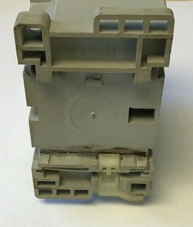 ALLEN BRADLEY 700-CF310* CONTROL RELAY 600VAC 25A6