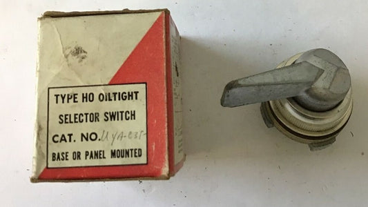 CLARK UYA-C3F SELECTOR SWITCH TYPE HO OILTIGHT 600VAC HEAVY DUTY0