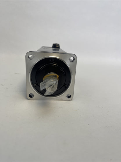 YASKAWA SGMAS-12A2A6C AC SERVO MOTOR 200V 1150W 8.5A 3.66Nm4