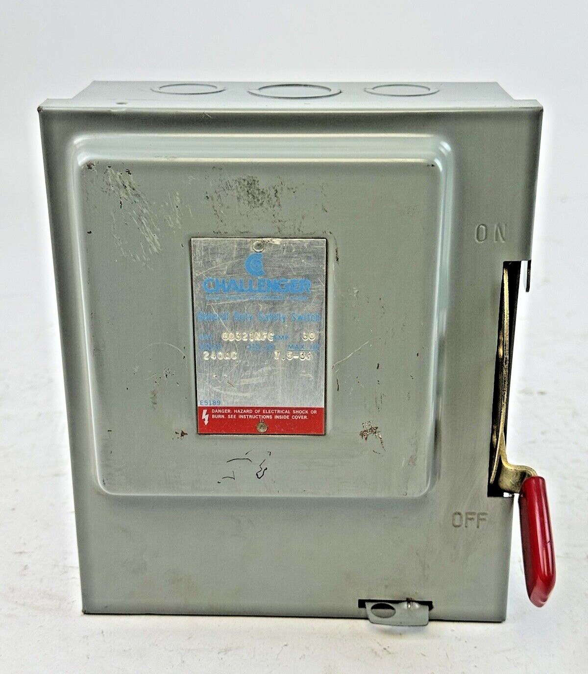 CHALLENGER - GD321NFC - SAFETY SWITCH - 30A/ 240VAC/ 3 POLE/ TYPE 11