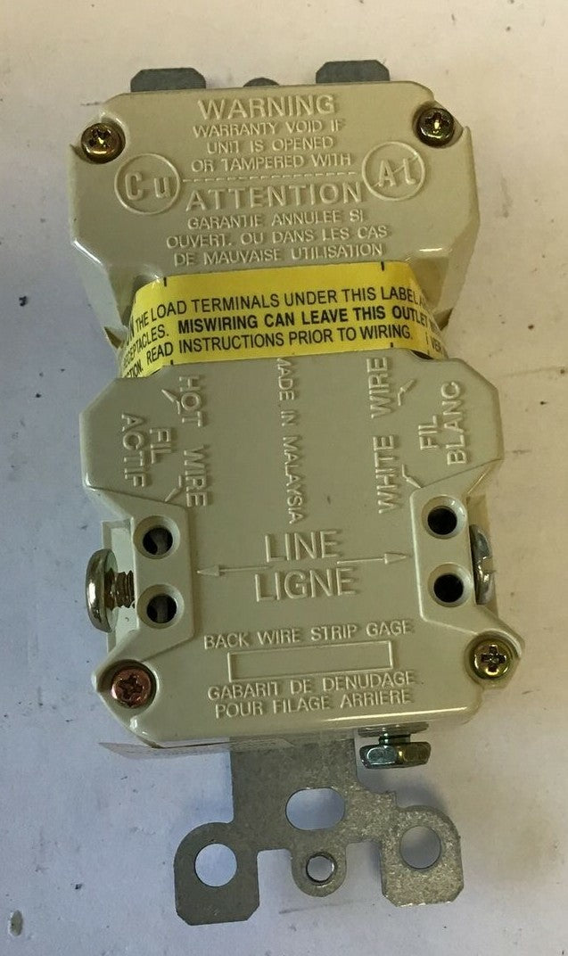 LEVITON 6599-I GROUND FAULT CIRCUIT INTERRUPTER IVORY 20A 125V ***LOTOF3***5