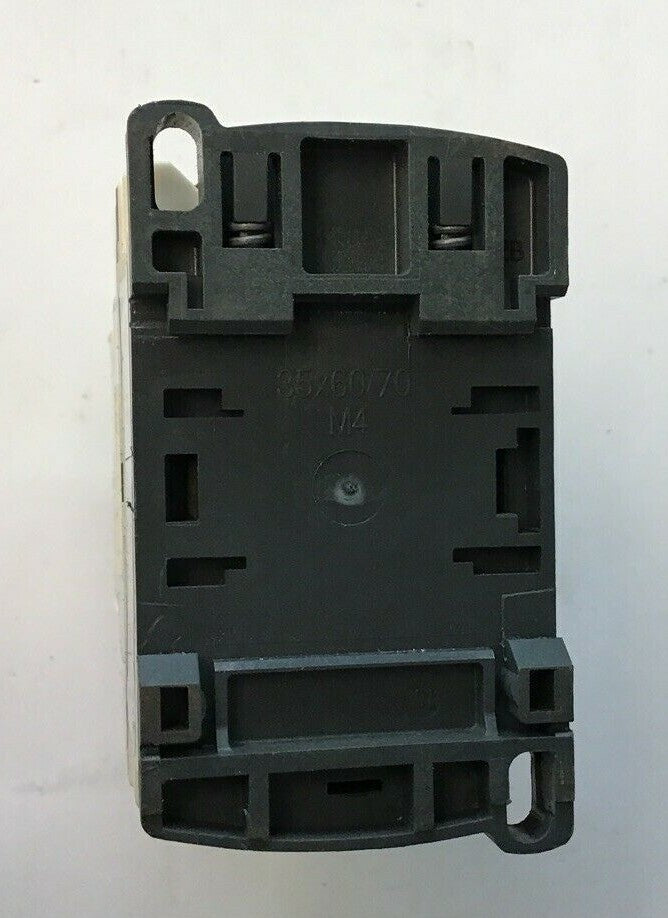 TELEMECANIQUE CAD50 CONTACTOR 10A 690V 6KV W/ LADT2 TIME DELAY 0.1-30S3