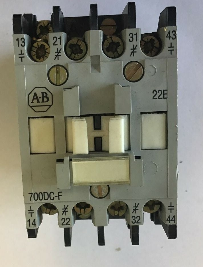 ALLEN BRADLEY 700DC-F220* CONTACTOR SER.C 600VAC 10A 0