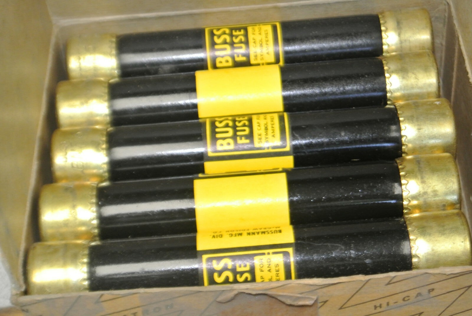 BOX of 10 / BUSS BNF6 FUSE / 6A / NEW SURPLUS / 3/4" x 4"0