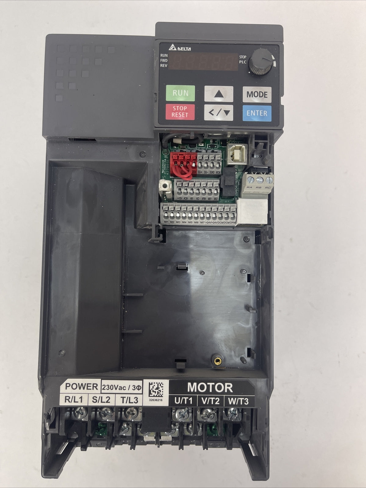 DELTA VFD49AMS23ANSAA DRIVE INPUT 200-240V OUTPUT 0-230V 51A 19.4KVA VER 1.070