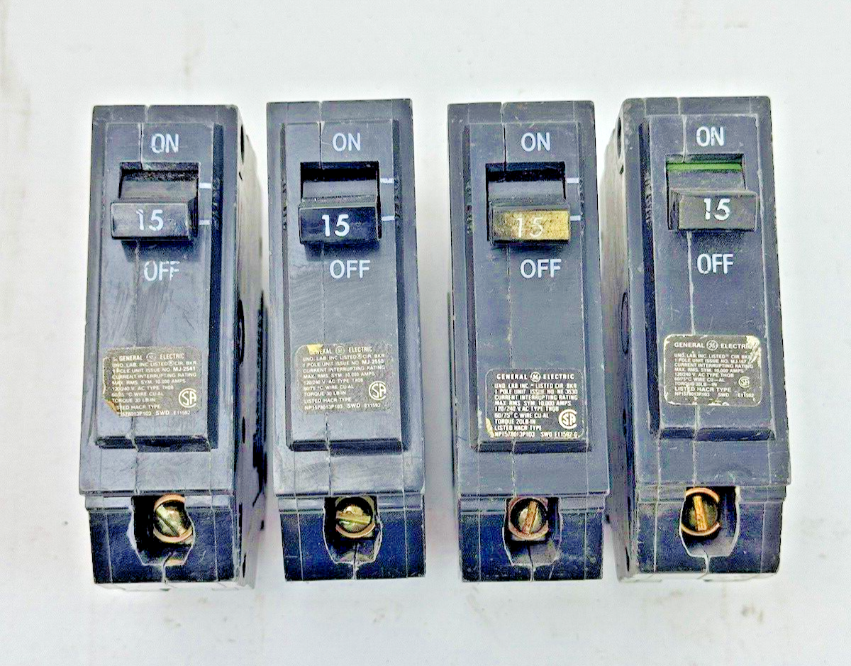 GE **LOT OF 4** - THQB115 - CIRCUIT BREAKERS - 1 POLE, 15 A, 240 VAC, TYPE THQB2