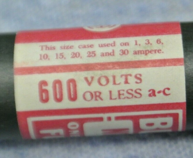 LOT of 8 / BUSS NOS2 CLASS H ONE-TIME FUSES / 2A / 600V / NEW SURPLUS2