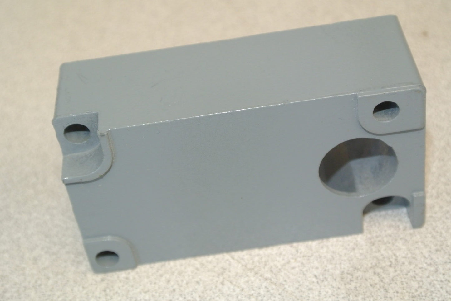 C-H E50KH1 LIMIT SWITCH MOUNTING ADAPTER KIT / NEW SURPLUS4