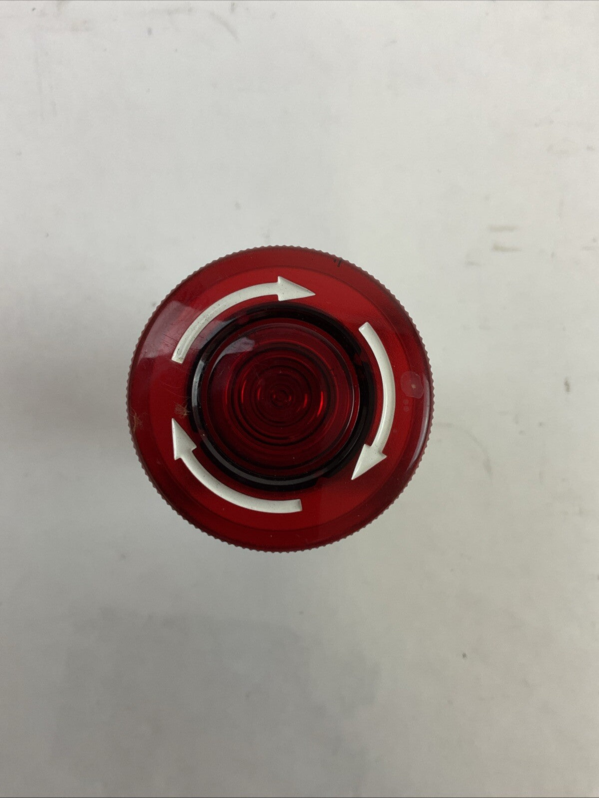 IDEC AVLW49902D-R-24V RED ILLUMINATED TWIST PUSH BUTTON EMERGENCY STOP1