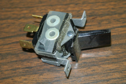 CUTLER-HAMMER 8941K476 - TOGGLE SWITCH, 3-POSITION, CENTER OFF - NEW SURPLUS5