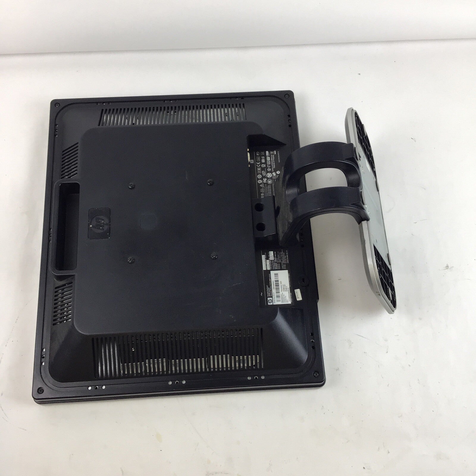 HEWLETT PACKARD (HP) L1910 MONITOR 19" 4