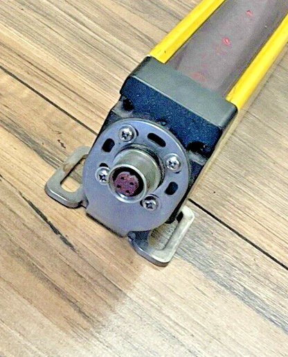 OMRON MSF4800A-30-0400 LIGHT CURTAIN TRANSMITTER AND RECEIVER 24VDC MS4800 STI10