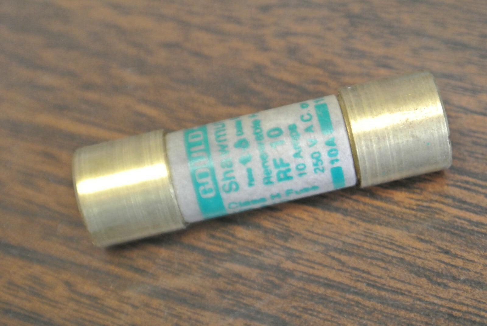 LOT of 9 / GOULD-SHAWMUT RF10 RENEWABLE FUSE 10A / 250V / NEW SURPLUS2