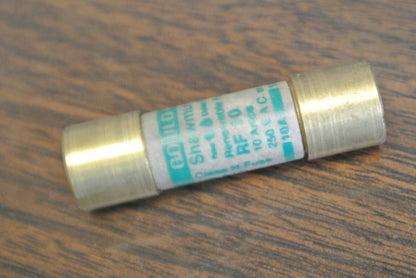 LOT of 9 / GOULD-SHAWMUT RF10 RENEWABLE FUSE 10A / 250V / NEW SURPLUS2