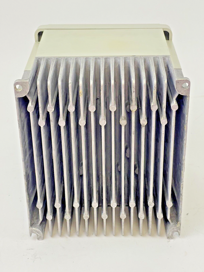 ALLEN BRADLEY - 1305-BA02A SER. A - AC VARIABLE SPEED DRIVE -380-460V,1.6A,.75HP12