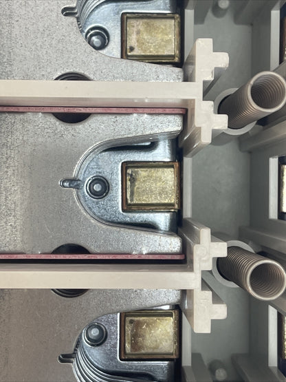 ABB AF400-30 CONTACTOR 600V 400HP 3PH 3POLE 550A COIL 100-250VDC10