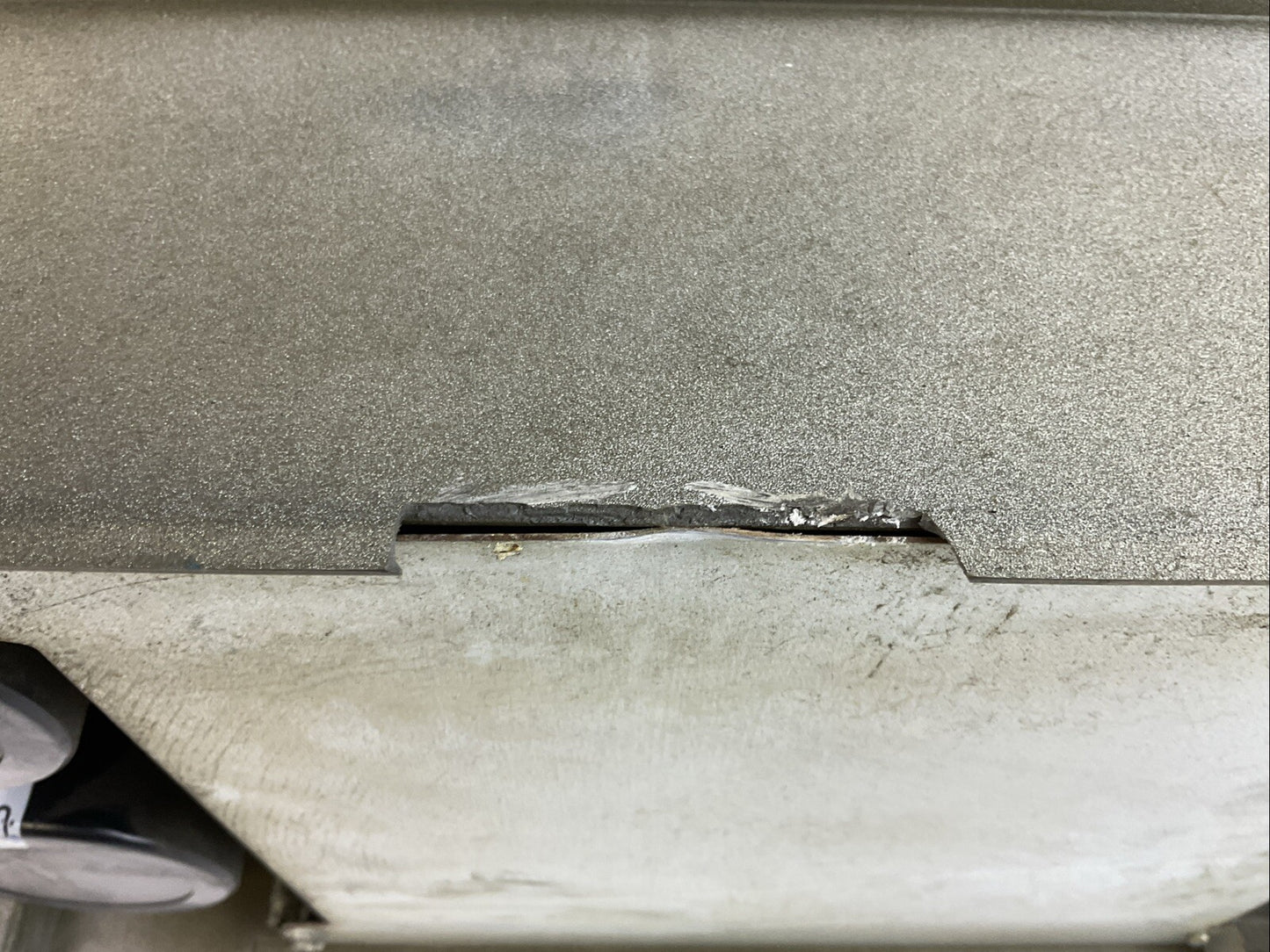 FUJI FRN020G11S-4UX FRENIC 5000G11 OUTPUT 3PH 20HP 380-460V30A SOURCE 380-480V8