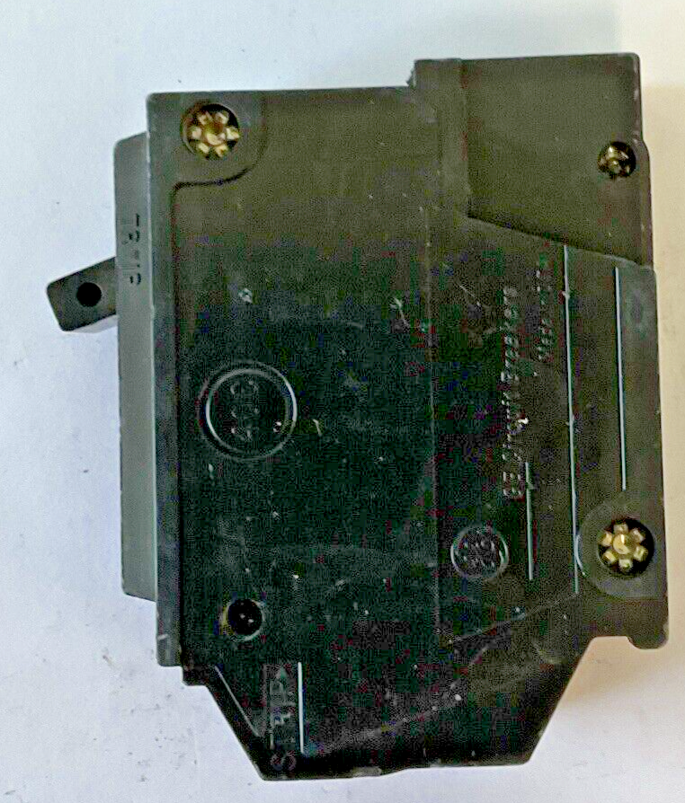 GE THQL1130 CIRCUIT BREAKER 30A TYPE THQL 120/240VAC ***LOTOF4***3