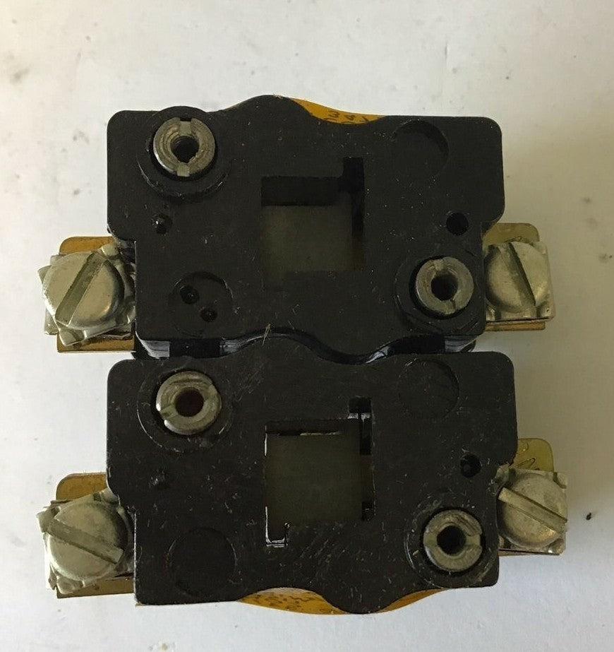 REES 40705 D NO AUXILIARY CONTACT 600VAC ***LOTOF2***5