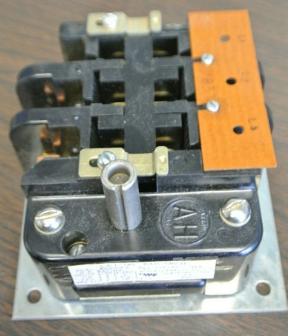 ARROW-HART RAD-130-U MISCELLANEOUS SWITCH / 30A / 600V / NEW SURPLUS2