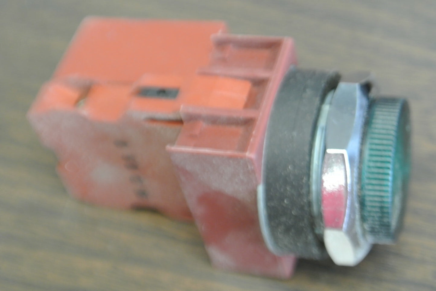 SIEMENS P30KLGT1 / PILOT LIGHT TRANSFORMER TYPE / 120V GREEN "OFF" NEW SURPLUS6