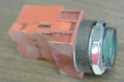 SIEMENS P30KLGT1 / PILOT LIGHT TRANSFORMER TYPE / 120V GREEN "OFF" NEW SURPLUS6