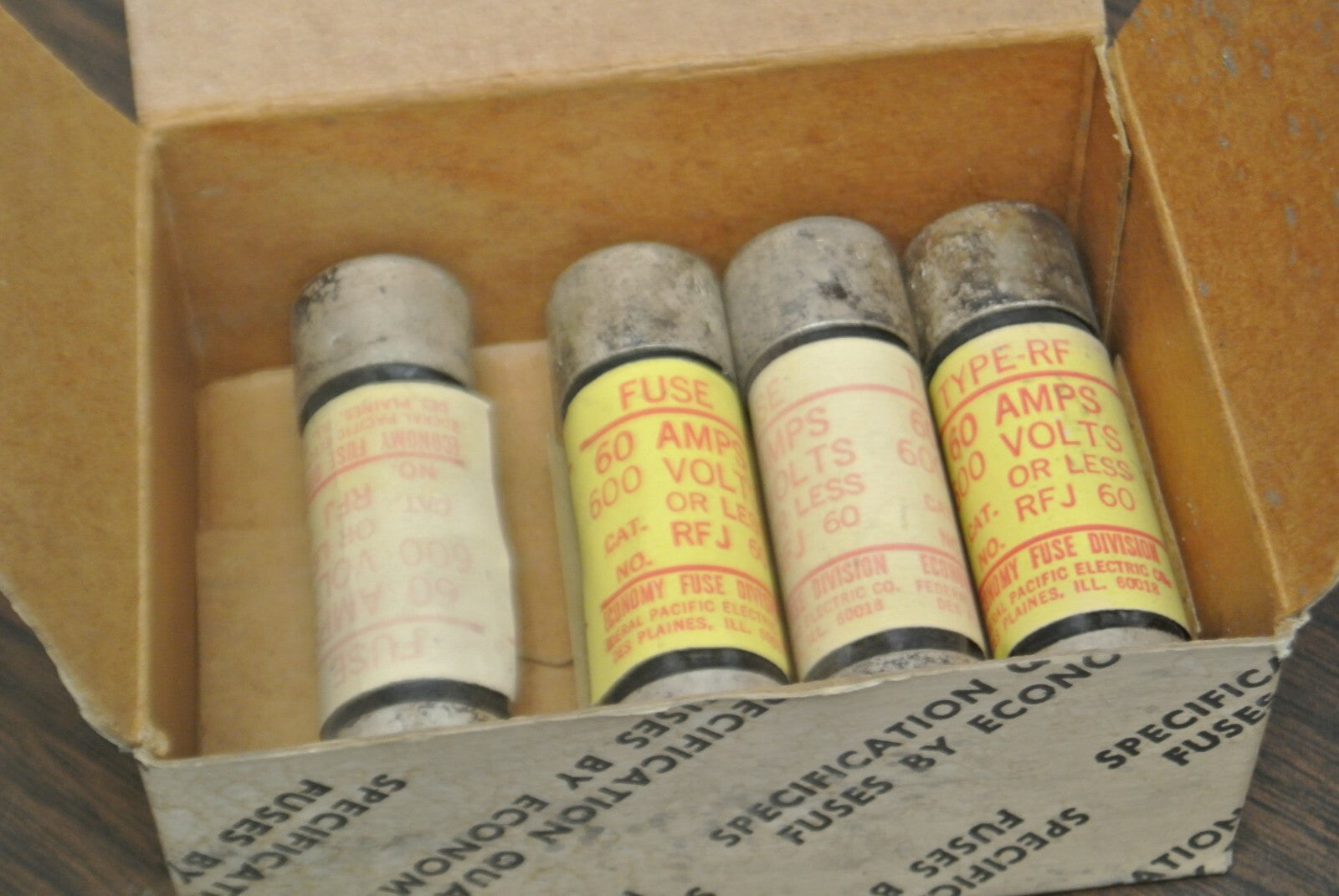 LOT of 4 / ECONOMY RFJ60 SEMICONDUCTOR FUSE / 60A / 600V / NEW SURPLUS2