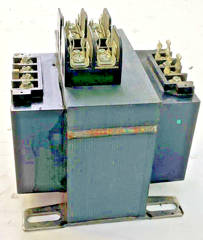 CUTLER HAMMER C0500E2AFB TRANSFORMER 500VA 50/60HZ4