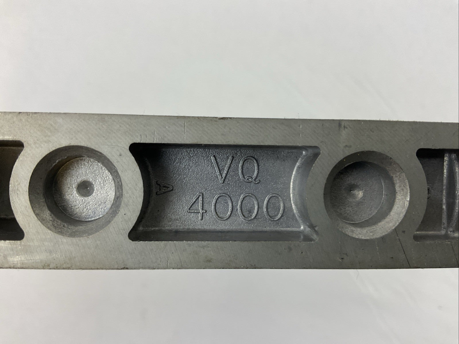 SMC SOLENOID VALVE VQ4100-5 ARBQ4000-N0 VQ 40003