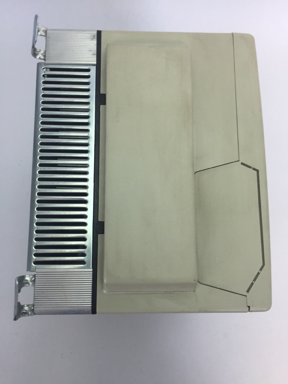 TELEMECANIQUE ATV66U41N4 VARIABLE SPEED DRIVE ALTIVAR 66 460VAC 3HP NO KEYPAD8