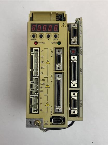 YASKAWA SGDH-01AE SERVOPACK OUTPUT 0-230VAC 3PH 0.91A INPUT 200-230VAC 2A 1PH0