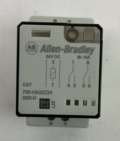 ALLEN BRADLEY 700-HN100 SER D RELAY SOCKET 700-HA32Z24 RELAY 24VDC 10A0