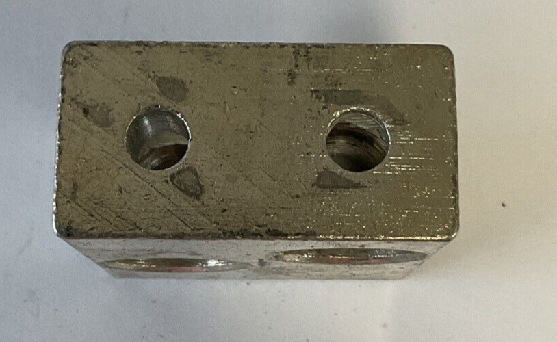 ILSCO D3063 LUG 350-250MCM NO LUG SCREWS5